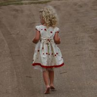 Clara Winters Photo 2