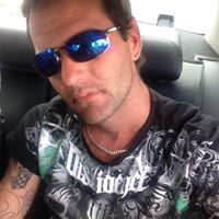 Daniel Cummins Photo 13