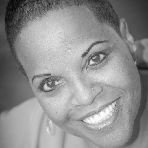 Darlene Young Photo 16