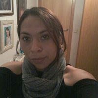 Julia Villegas Photo 24