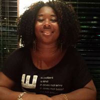 Tracy Shelton Photo 40