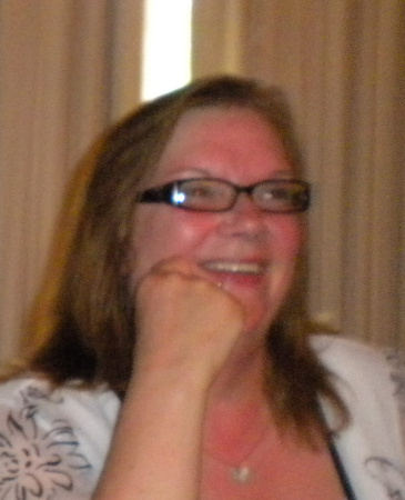 Kathy Hudson Photo 27