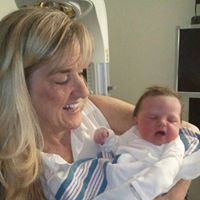 Melanie Carlson Photo 18
