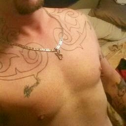 Jeremy Simons Photo 37