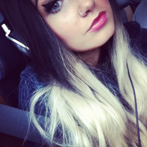 Christie Everett Photo 3