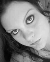 Jennifer Poe Photo 30