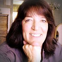 Julie Pickering Photo 25