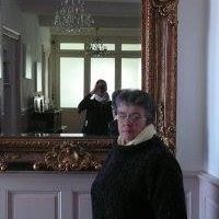 Annette Oxley Photo 2