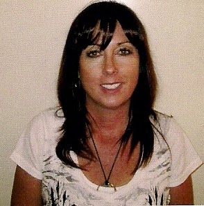 Laurie Peterson Photo 35