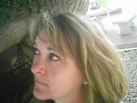 Leigh Allen Photo 9