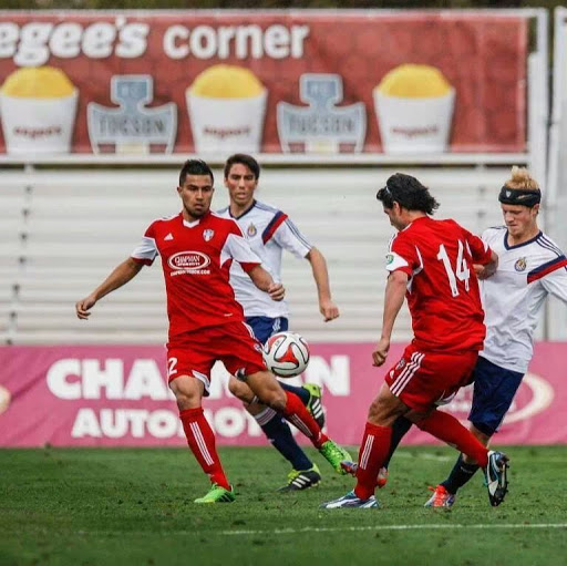 Andres Acosta Photo 29
