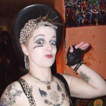 Lisa Carney Photo 13