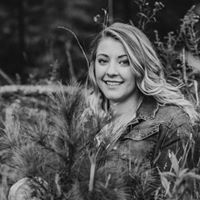 Sarah Agee Photo 13