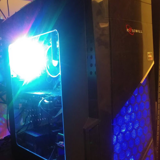 Curtis Sims Photo 28