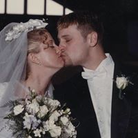 Laurie Ward Photo 7