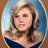 Julie Stanton Photo 30