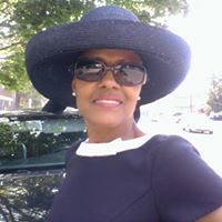 Effie Reynolds Photo 10