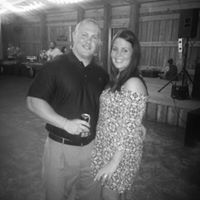 Stephanie Meadows Photo 28