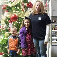 Danielle Newhouse Photo 19