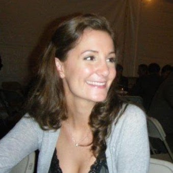 Elizabeth Kennedy Photo 12