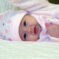 Amy Santos Photo 10