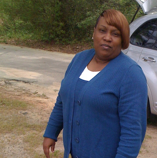 Valerie Williams Photo 18