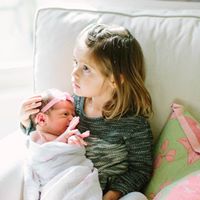 Stephanie Dobson Photo 15