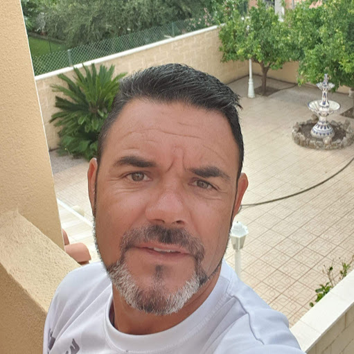 Jesus Ballesteros Photo 6