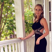 Stephanie Kitchens Photo 14