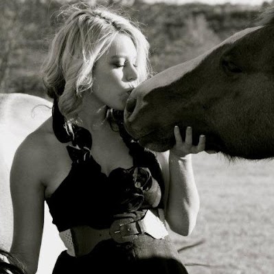 Jessica Mcdonald Photo 21