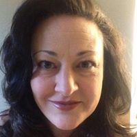 Jennifer Calderon Photo 13