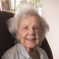 Evelyn Tucker Photo 15