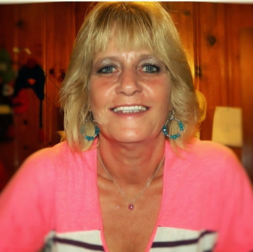 Karen Chapman Photo 30