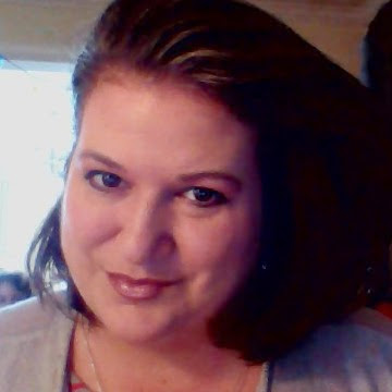 Pamela White Photo 40