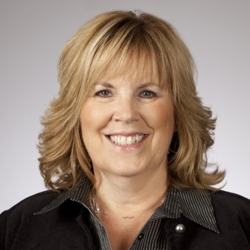 Sandra Bruce Photo 32