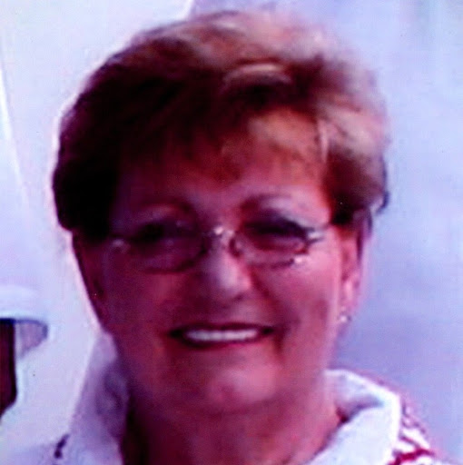 Carol Lowe Photo 21