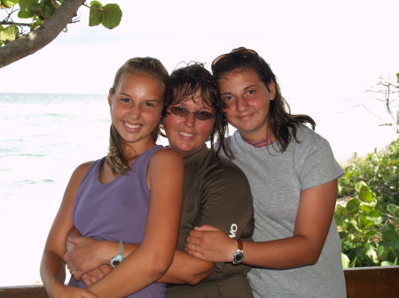 Helen Lewis Photo 29