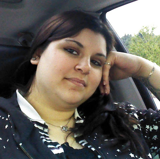 Stephanie Pickett Photo 24