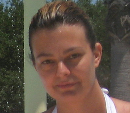 Angela Hughes Photo 33