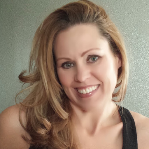 Rebecca Sheehan Photo 15