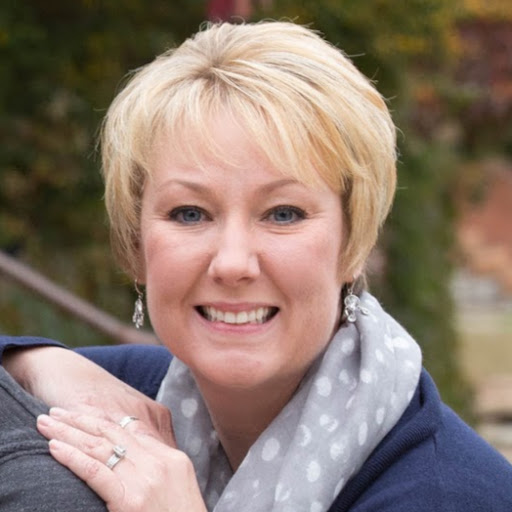 Lisa Elmore Photo 2
