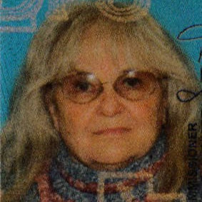 Carolyn Perkins Photo 10
