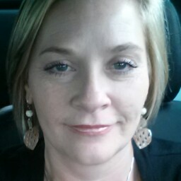 Bobbi Oliver Photo 5