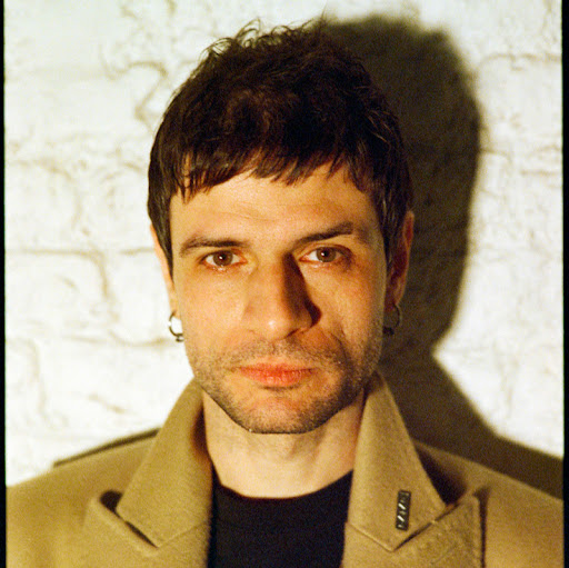Rafael Oliver Photo 14