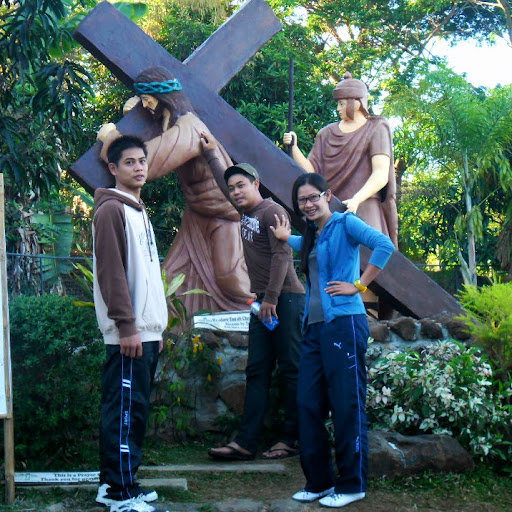 Gilbert Hipolito Photo 9