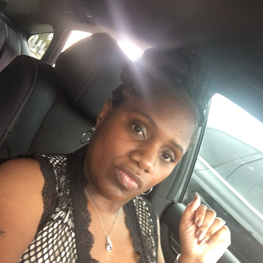 Erica Harris Photo 10