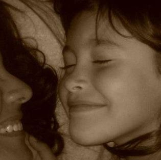 Julie Arias Photo 12