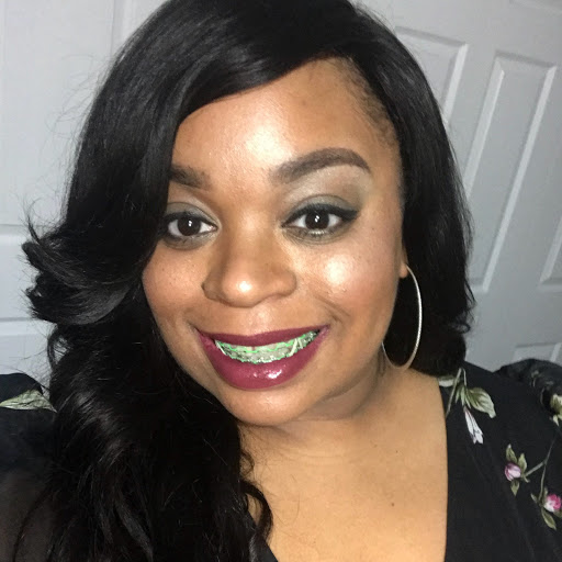 April Howard Photo 16