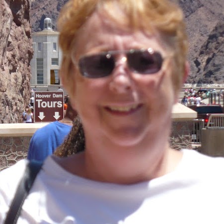 Phyllis George Photo 29