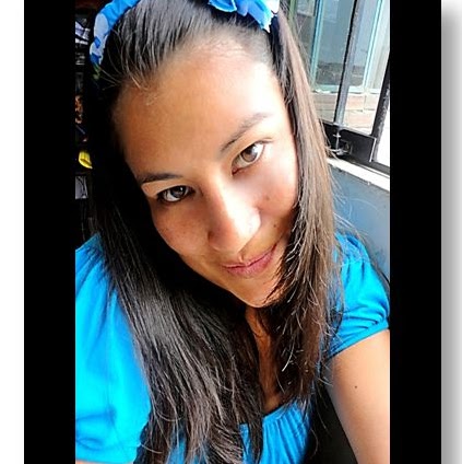 Esther Castillo Photo 42